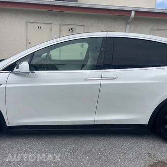 2018 Tesla Model X – miniatura 4