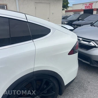 2018 Tesla Model X – miniatura 43