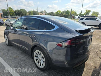 2018 Tesla Model X 75D – miniatura 2
