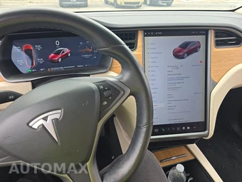 2018 Tesla Model X 75D - miniatura 11