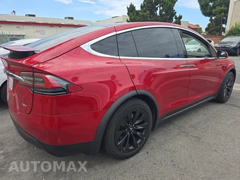 2018 Tesla Model X 75D - miniatura 4
