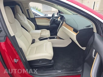 2018 Tesla Model X 75D - miniatura 8