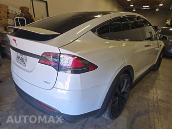 2018 Tesla Model X 75D - miniatura 3