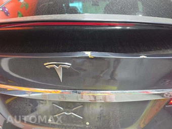 2018 Tesla Model X 75D – miniatura 22