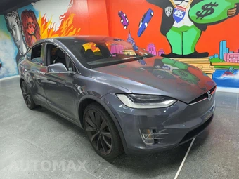 2018 Tesla Model X 75D – miniatura 4