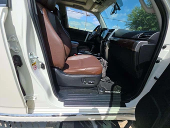 2018 Toyota 4Runner Limited – miniatura 18