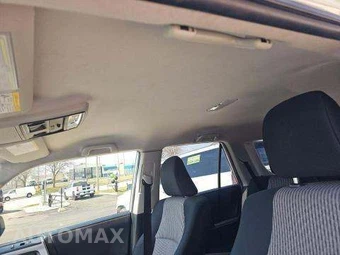 2018 Toyota 4Runner SR5 – miniatura 12