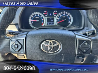 2018 Toyota 4Runner SR5 - miniatura 24