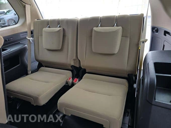 2018 Toyota 4Runner SR5 – miniatura 11