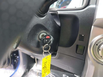 2018 Toyota 4Runner SR5 – miniatura 5