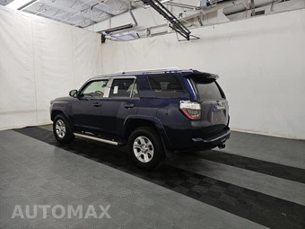 2018 Toyota 4Runner SR5 – miniatura 6