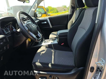 2018 Toyota 4Runner SR5 – miniatura 6