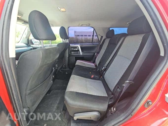 2018 Toyota 4Runner SR5 – miniatura 13