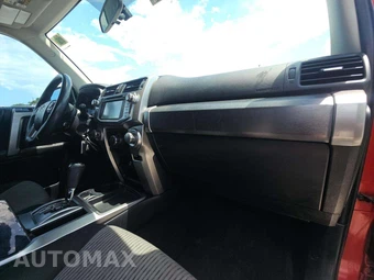 2018 Toyota 4Runner SR5 – miniatura 20