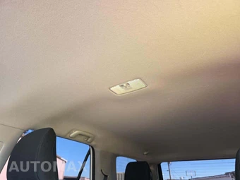 2018 Toyota 4Runner SR5 - miniatura 11