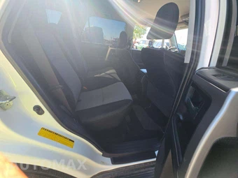 2018 Toyota 4Runner SR5 - miniatura 16