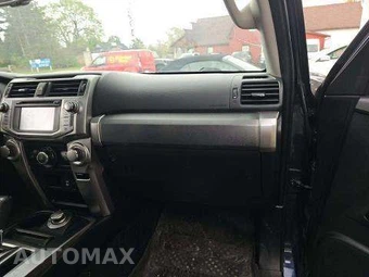 2018 Toyota 4Runner SR5 Premium – miniatura 18