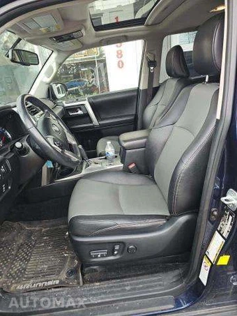 2018 Toyota 4Runner SR5 Premium – miniatura 6