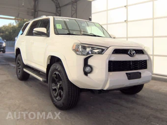 2018 Toyota 4Runner SR5 Premium – miniatura 3