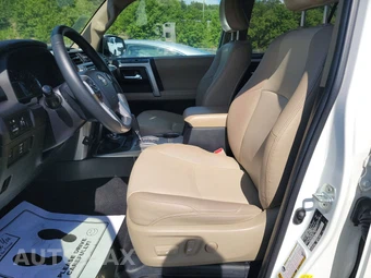 2018 Toyota 4Runner SR5 Premium – miniatura 7