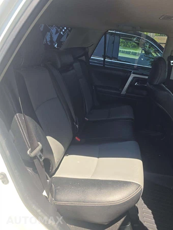2018 Toyota 4Runner SR5 Premium – miniatura 16