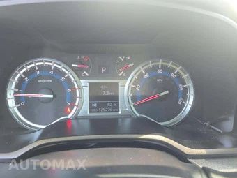 2018 Toyota 4Runner SR5 Premium – miniatura 9