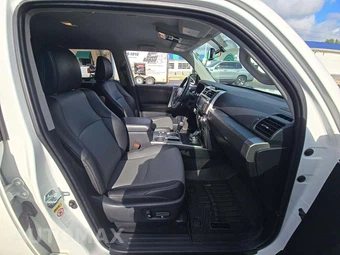 2018 Toyota 4Runner SR5 Premium - miniatura 16