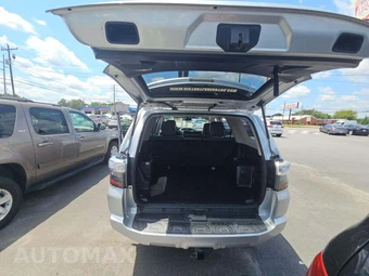 2018 Toyota 4Runner SR5 Premium – miniatura 14