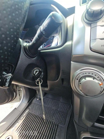 2018 Toyota 4Runner SR5 Premium – miniatura 8
