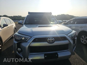 2018 Toyota 4Runner TRD Off-Road - miniatura 2
