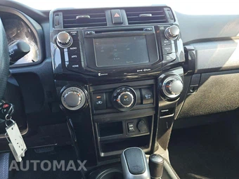 2018 Toyota 4Runner TRD Off-Road Premium - miniatura 10