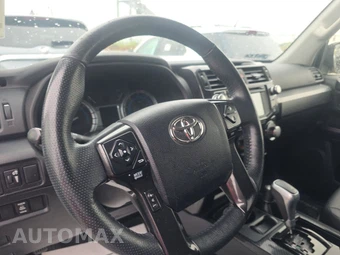 2018 Toyota 4Runner TRD Off-Road Premium - miniatura 10