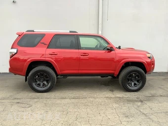 2018 Toyota 4Runner TRD Off-Road Premium - miniatura 9