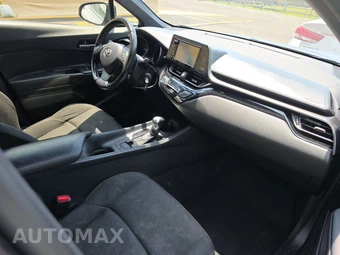 2018 Toyota C-HR XLE – miniatura 14