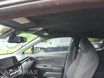 2018 Toyota C-HR XLE – miniatura 17