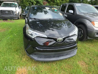 2018 Toyota C-HR XLE – miniatura 2