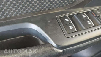 2018 Toyota C-HR XLE – miniatura 24