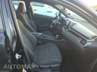 2018 Toyota C-HR XLE – miniatura 8