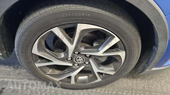 2018 Toyota C-HR XLE – miniatura 35