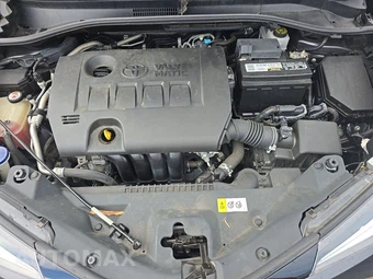 2018 Toyota C-HR XLE – miniatura 15