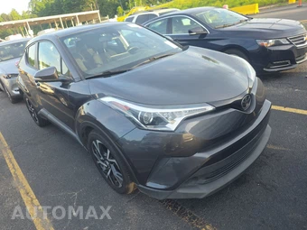 2018 Toyota C-HR XLE – miniatura 3