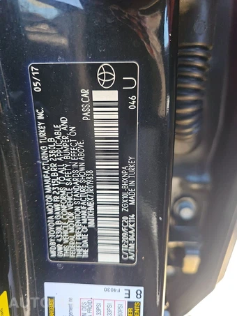 2018 Toyota C-HR XLE – miniatura 14