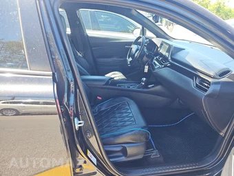 2018 Toyota C-HR XLE – miniatura 8