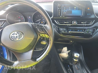 2018 Toyota C-HR XLE - miniatura 11