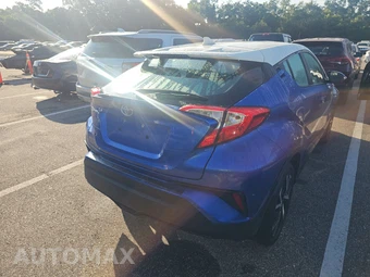 2018 Toyota C-HR XLE - miniatura 4