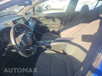 2018 Toyota C-HR XLE - miniatura 7