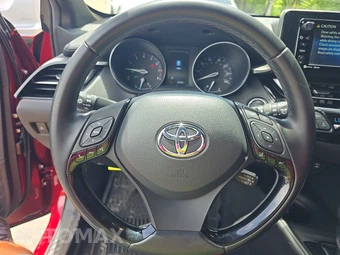 2018 Toyota C-HR XLE Premium - miniatura 10