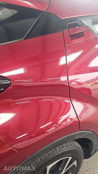 2018 Toyota C-HR XLE Premium - miniatura 24