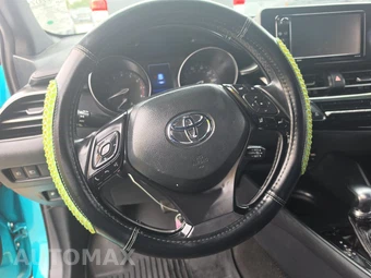 2018 Toyota C-HR XLE Premium - miniatura 10