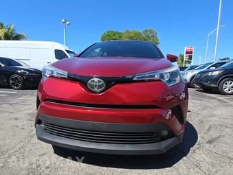 2018 Toyota C-HR XLE Premium - miniatura 2